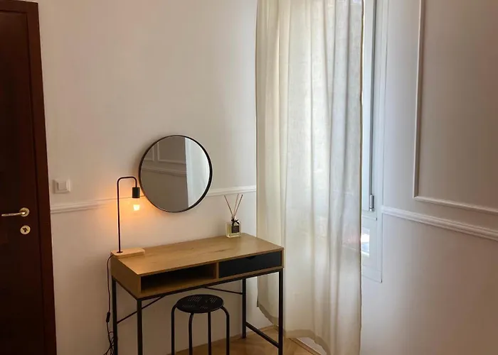 Apartment Center Gold With Private Garage